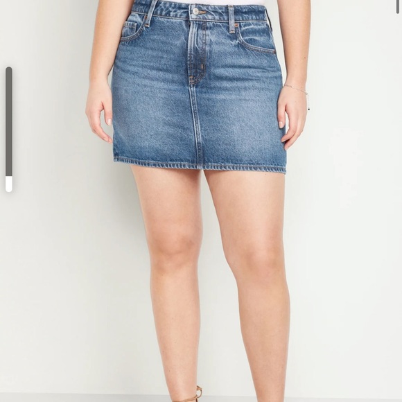 NWT OLD NAVY Mid-Rise OG Jean Mini  SKIRT  Color: Medium Wash - Picture 5 of 9